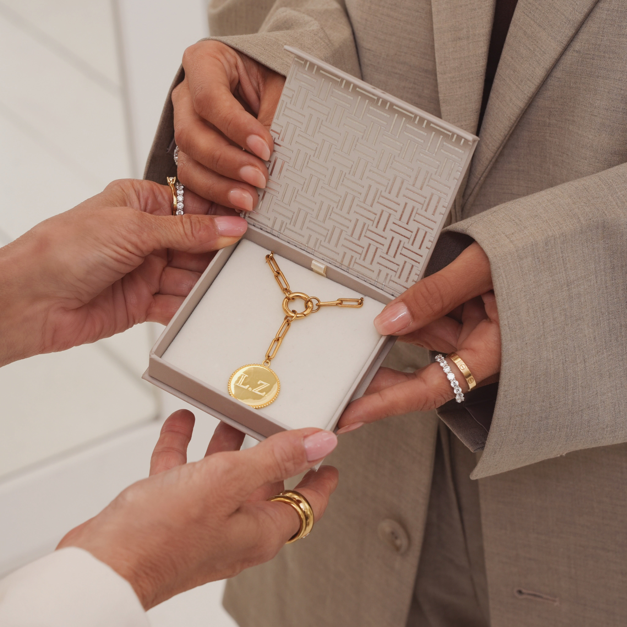 The IT Pendant Necklace x Leontine Ruiters - Zilver