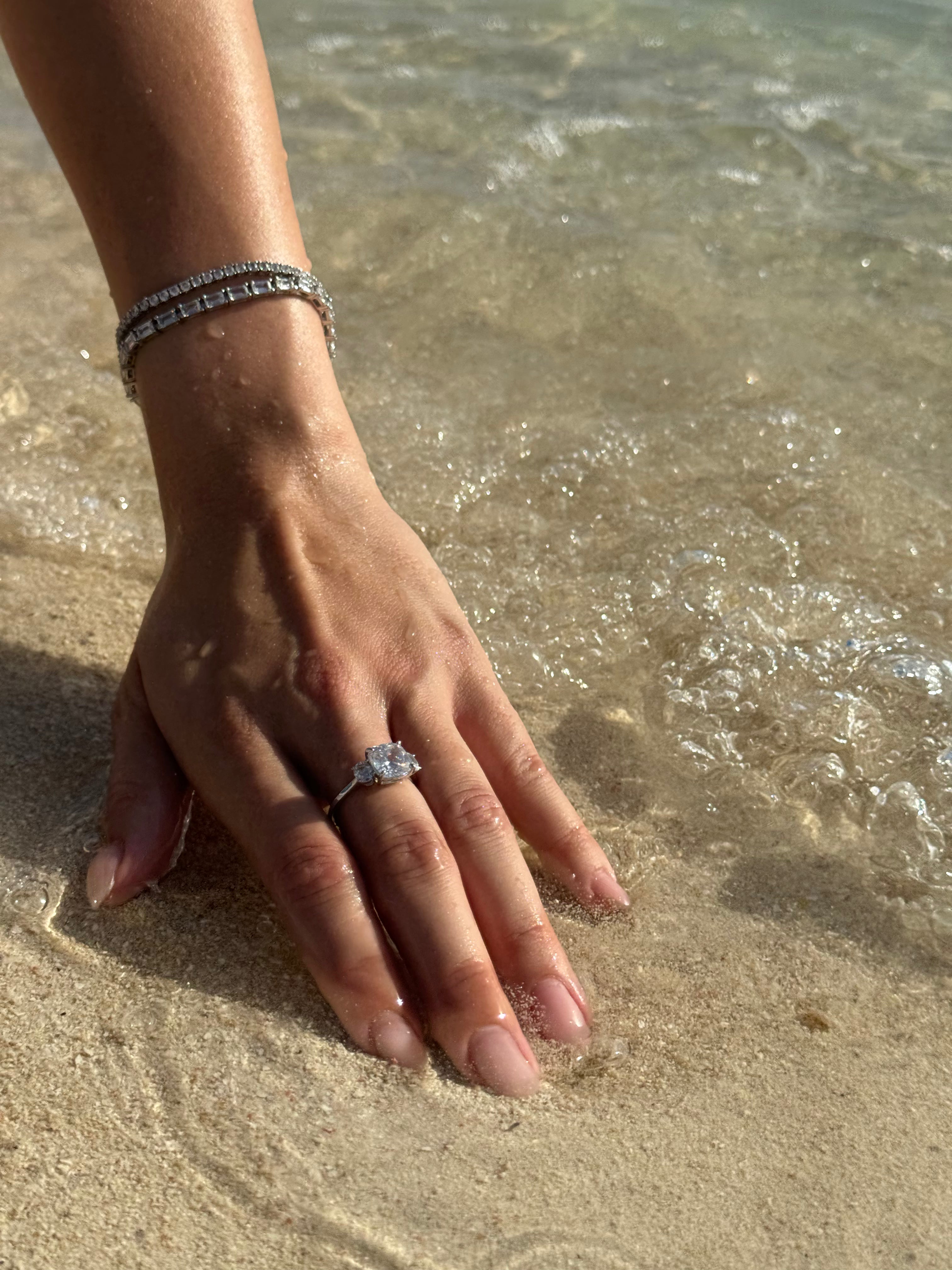 El juego de cinco pilas de tenis