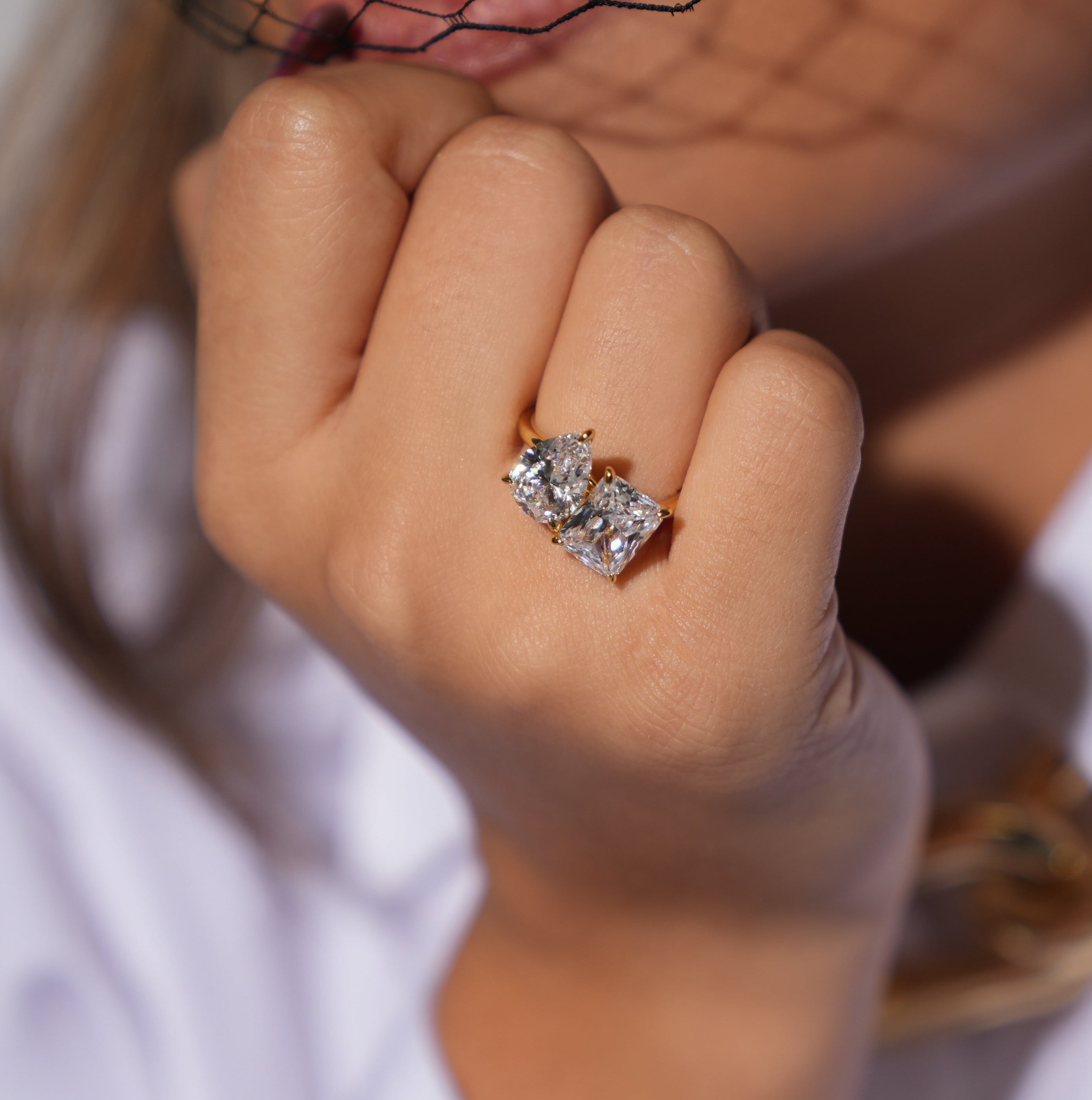 gouden toi et moi ring - open ring met twee stenen voor vrouwen - the it list