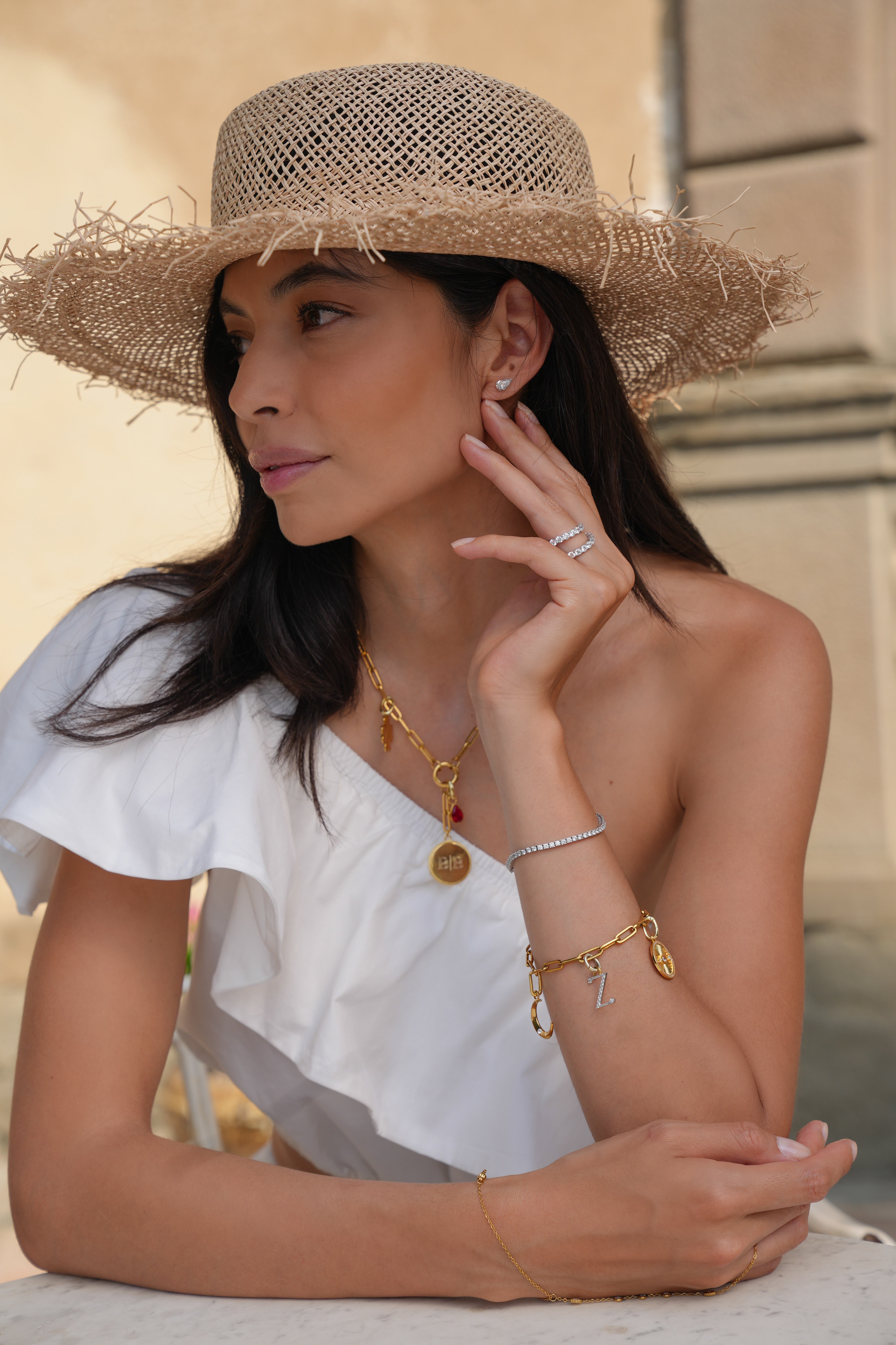 The IT Chapter schakelketting en armband in het goud en sterling zilver met klaver, maan, luna bedel en pendant