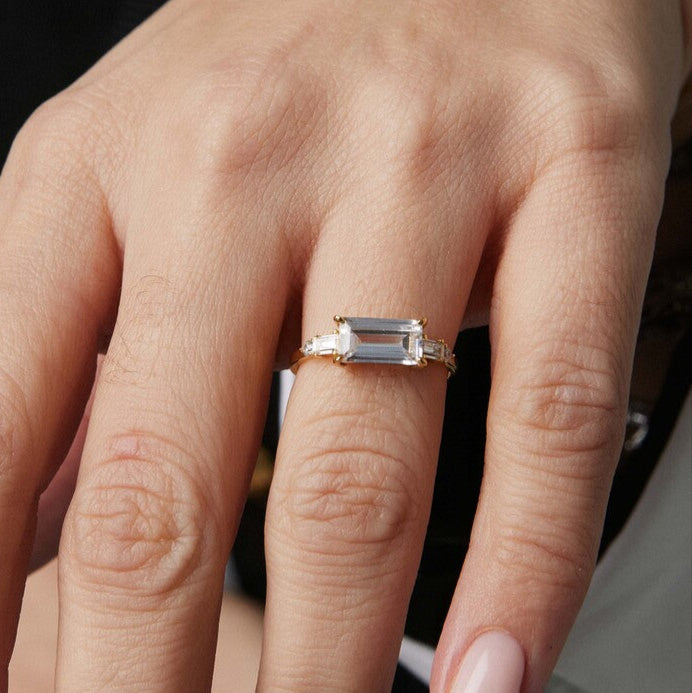 gouden baguette steen ring voor vrouwen - the it list