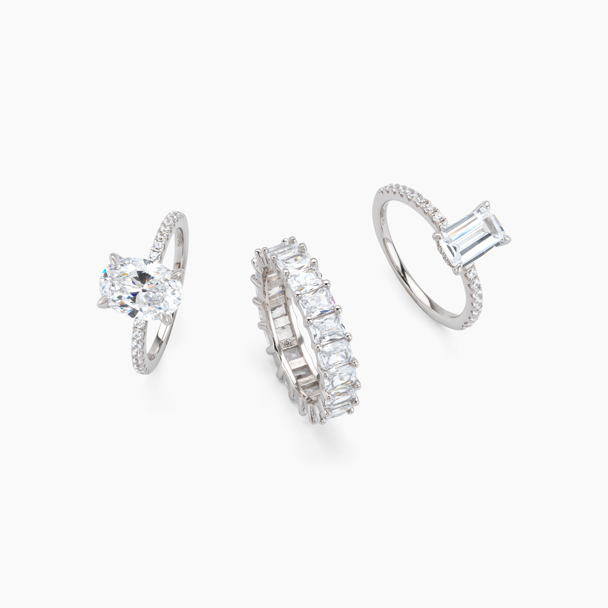 zilveren ring met grote emerald steen, the it list - verlovingsring