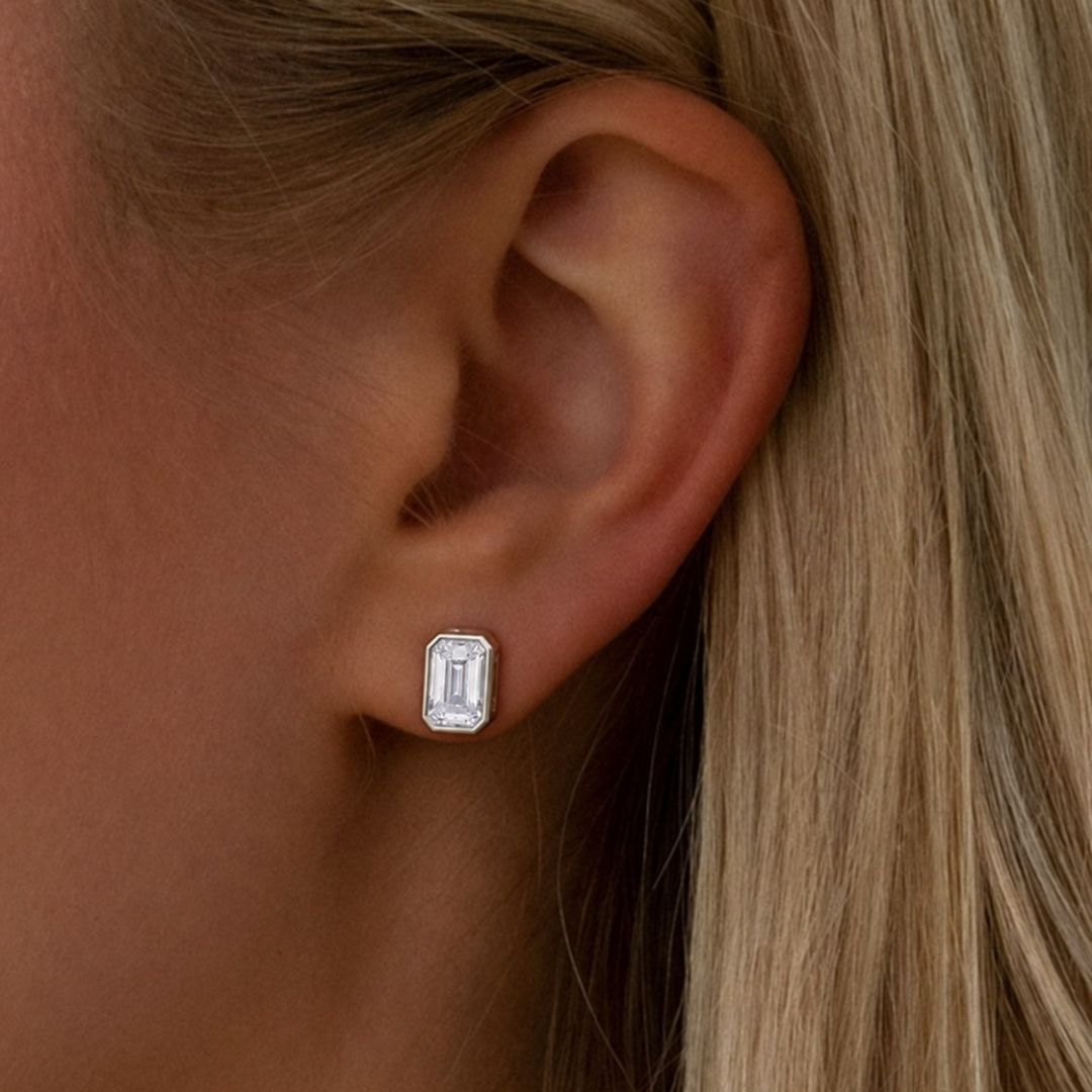 Framed Emerald Stud | Silver